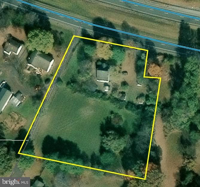 8060 James Monroe Highway photo 3