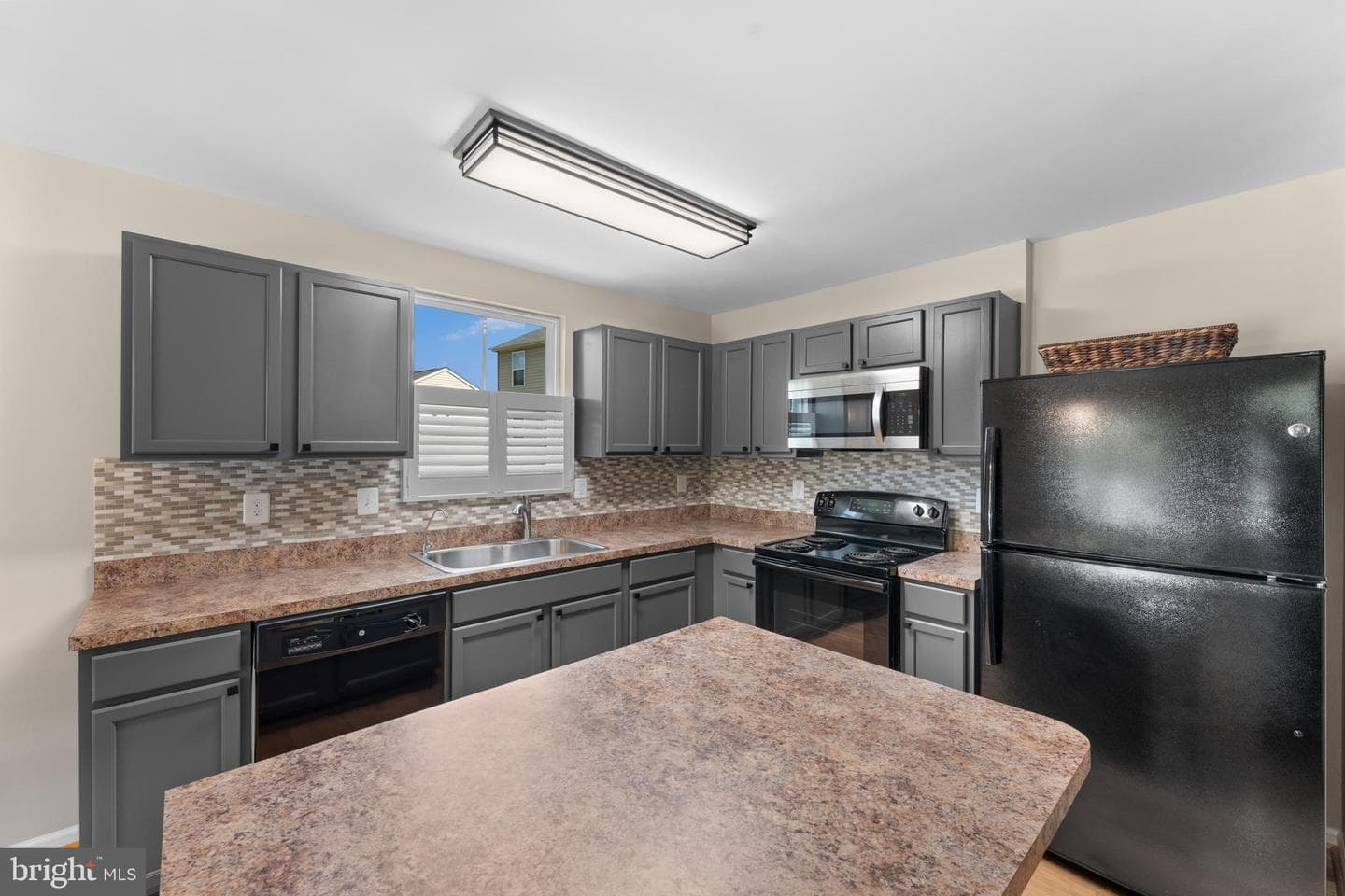 18132 Scenic Creek Lane photo 10