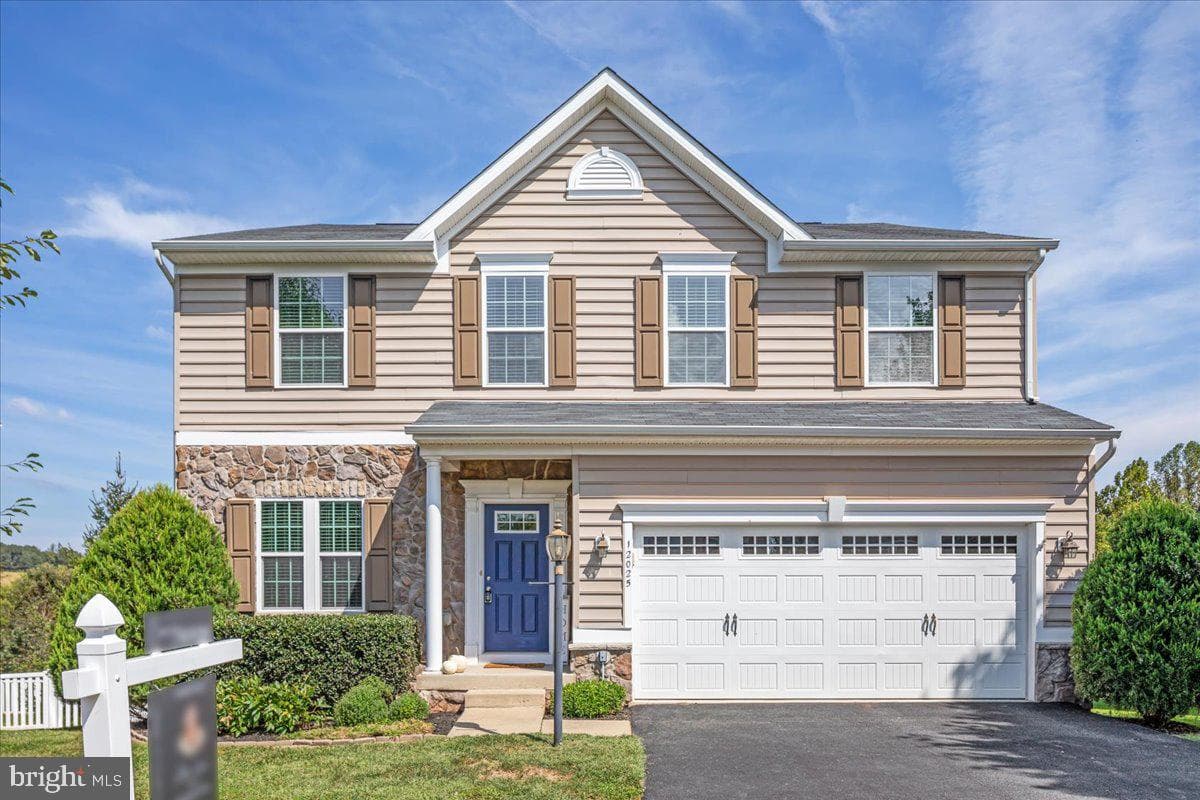 12025 Live Oak Drive