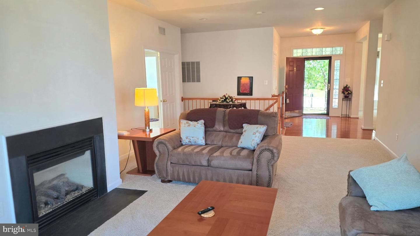 638 Hunters Road photo 11
