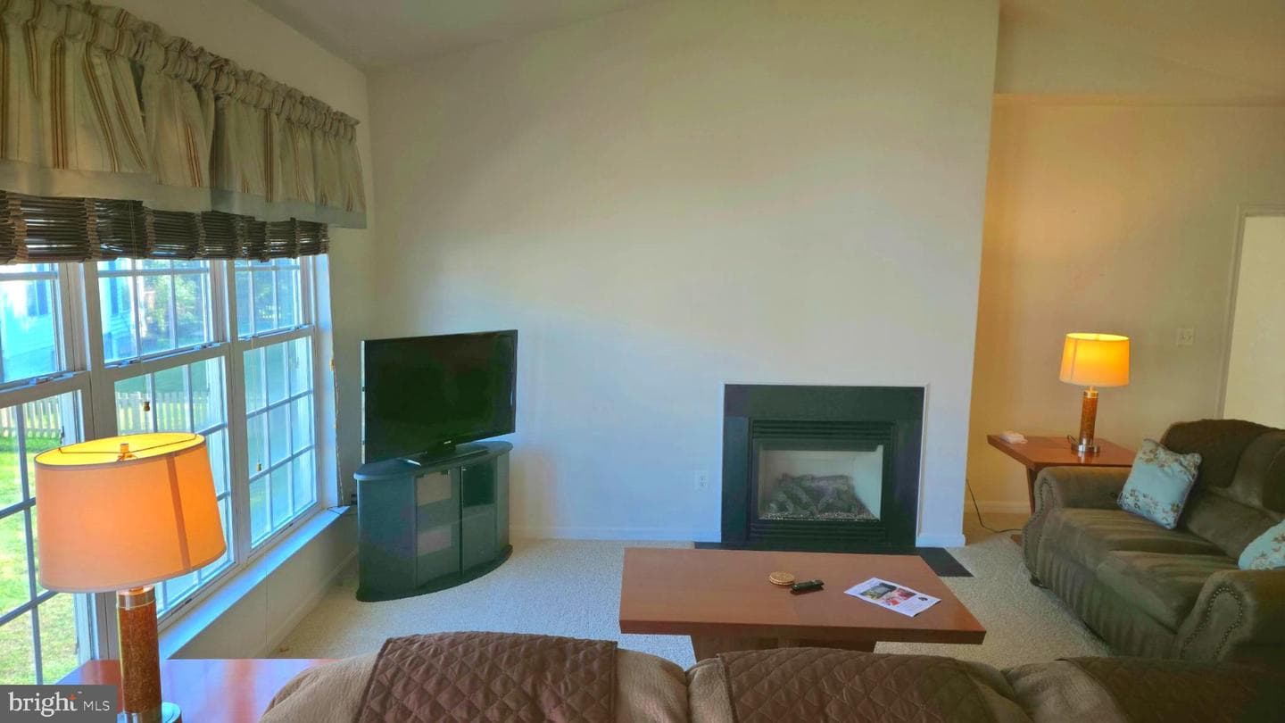 638 Hunters Road photo 14