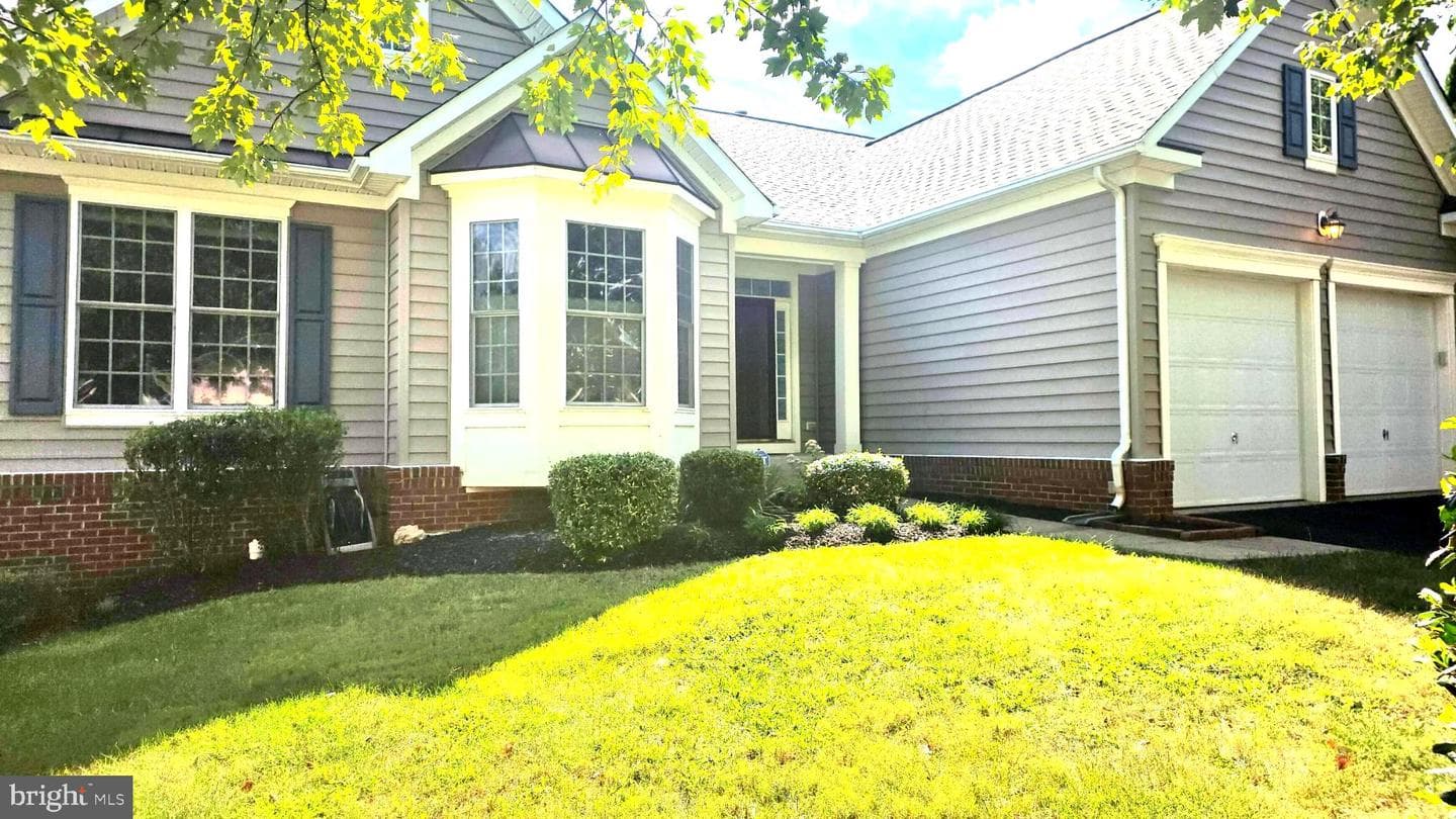 638 Hunters Road photo 2