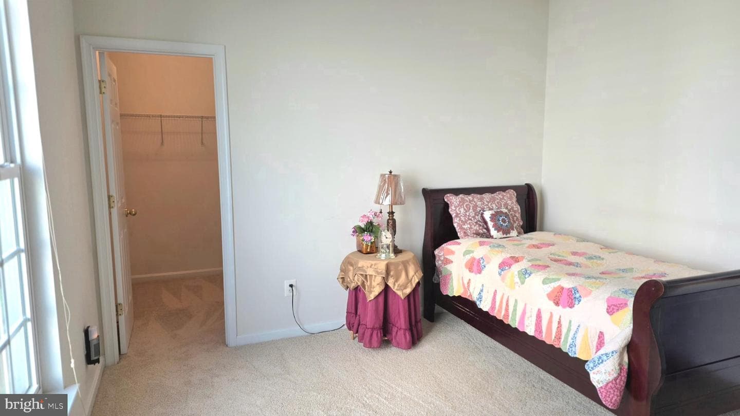 638 Hunters Road photo 24