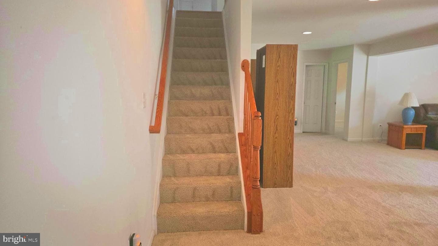 638 Hunters Road photo 39
