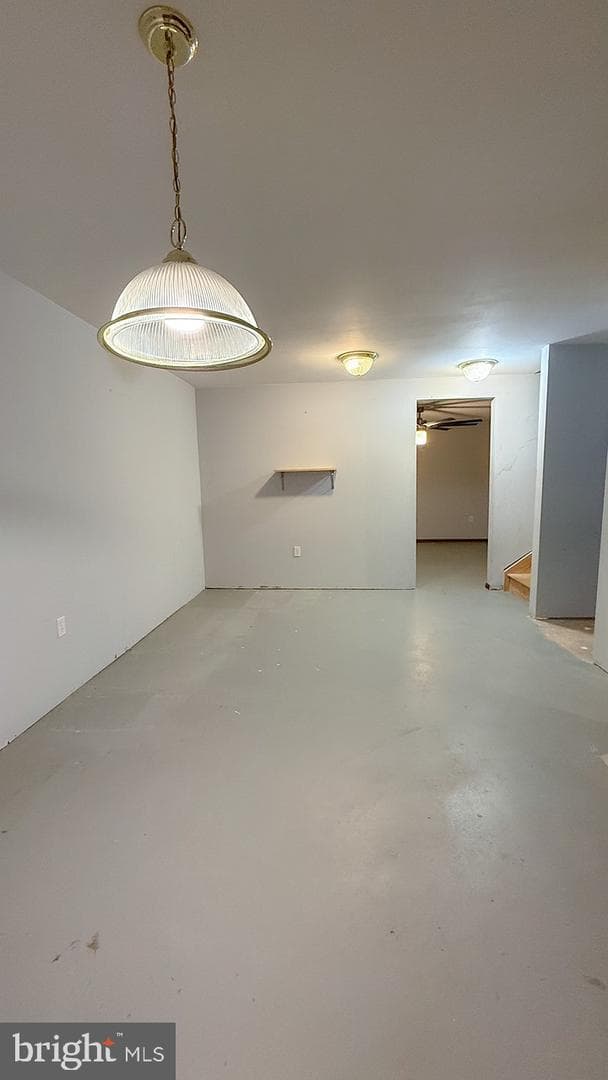 805 Gallows Court photo 25