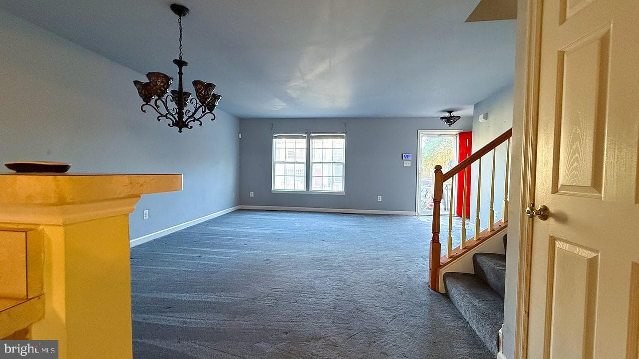 805 Gallows Court photo 4
