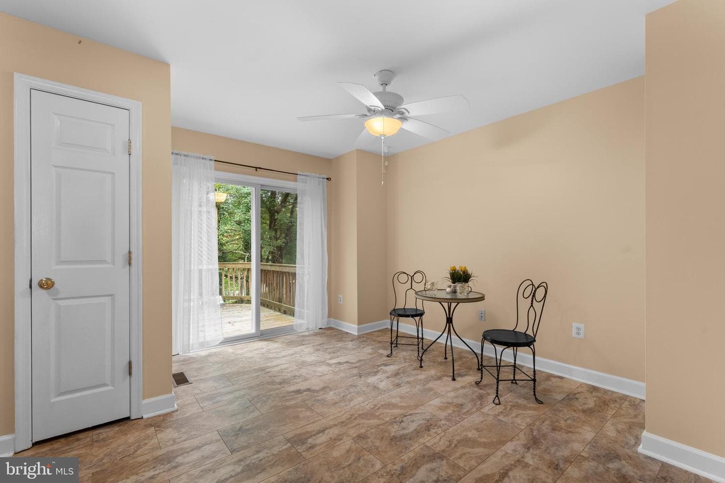 778 Colonels Court photo 20