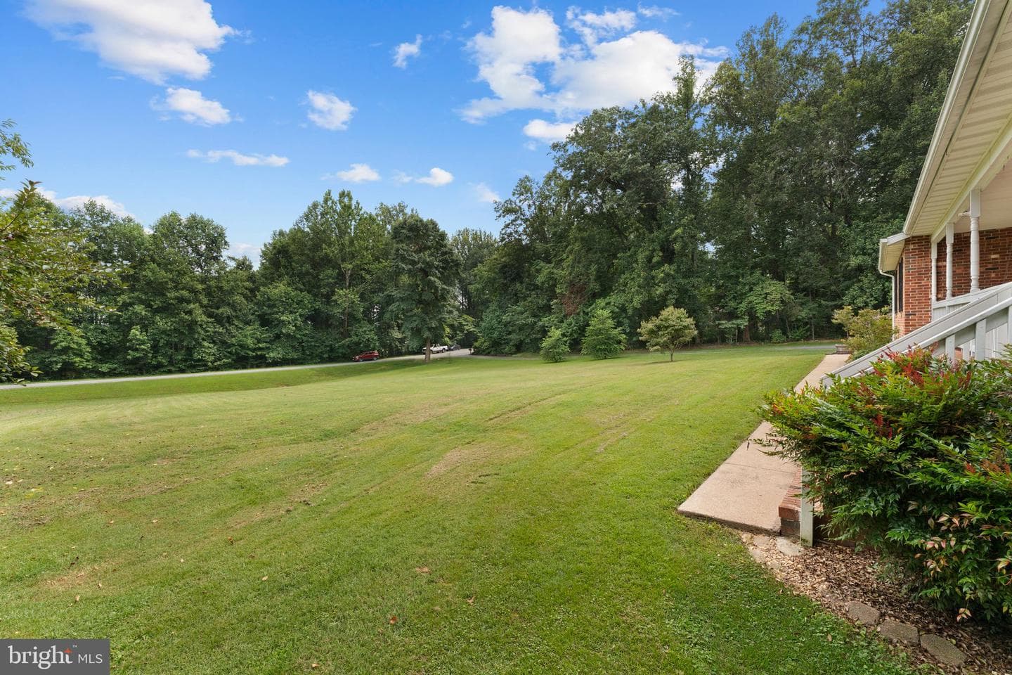 13360 Cameron Court photo 24