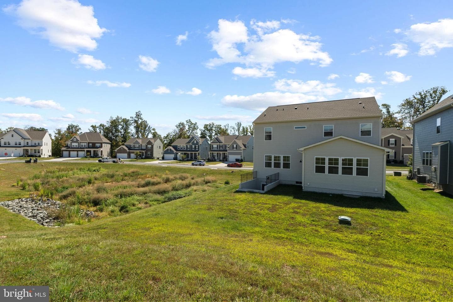 2093 Whithorn Hill photo 18