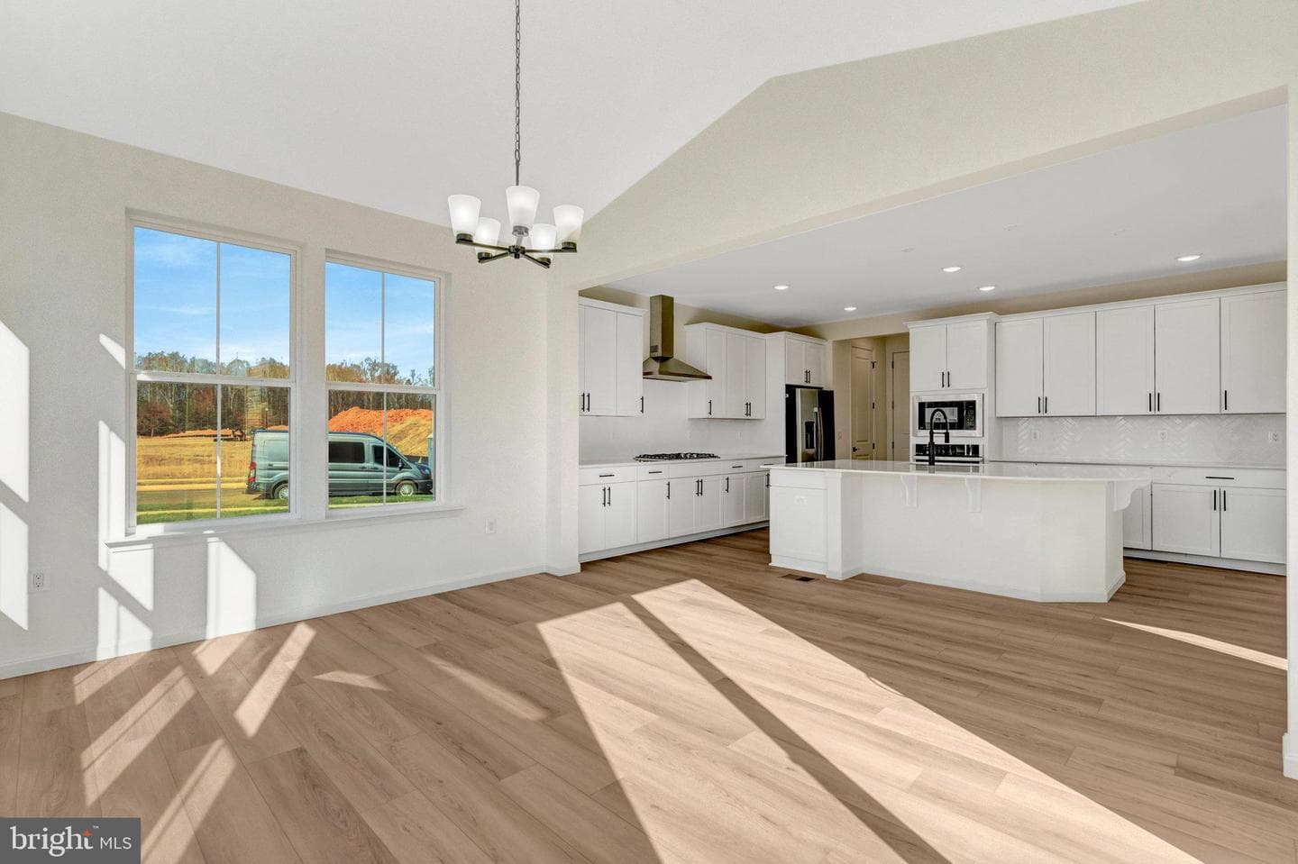 1925 Sunset Lane photo 20