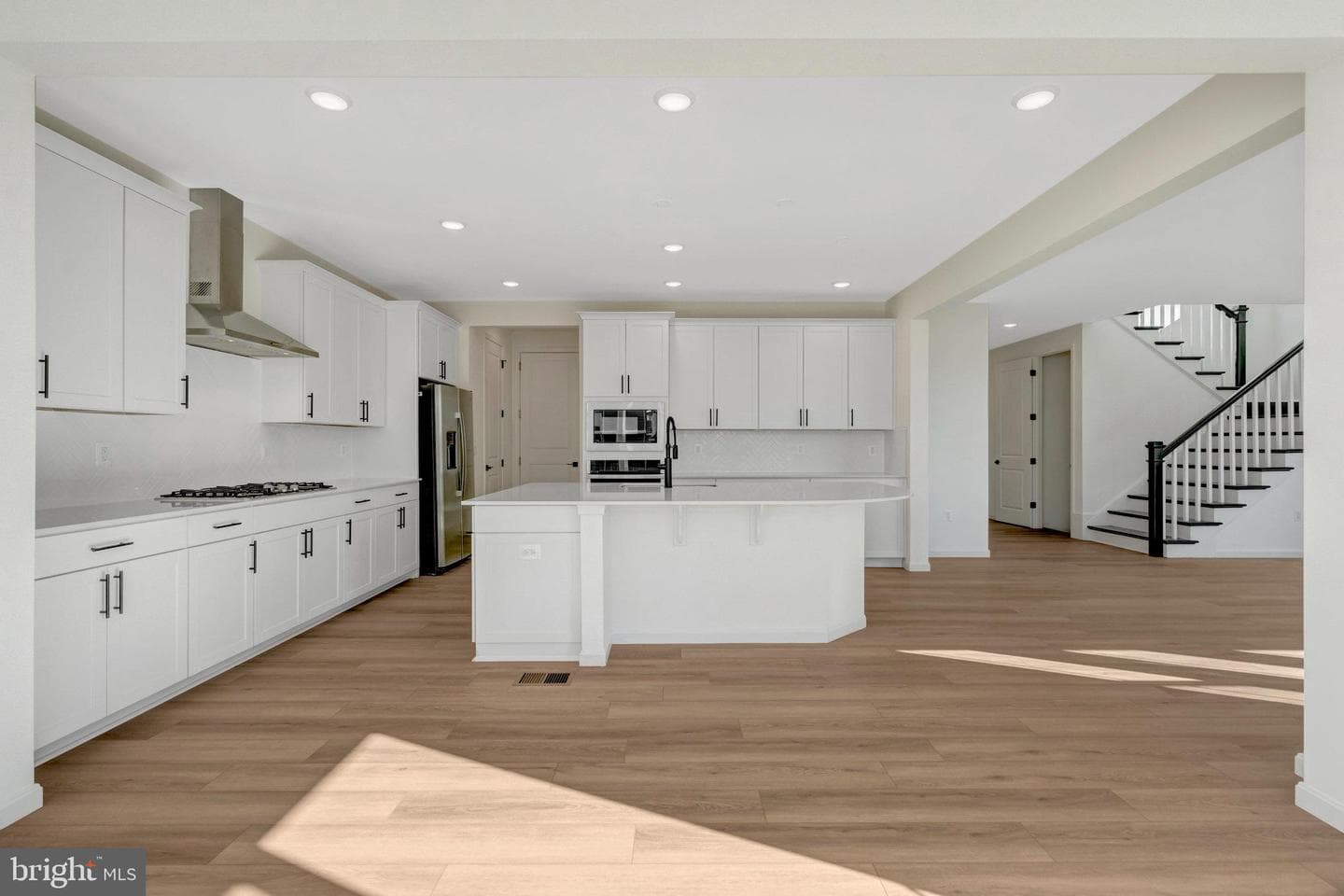 1925 Sunset Lane photo 21