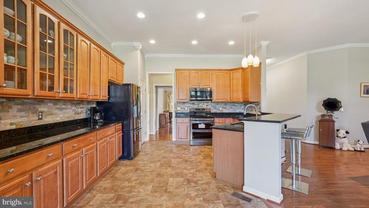 2036 Golf Drive photo 12