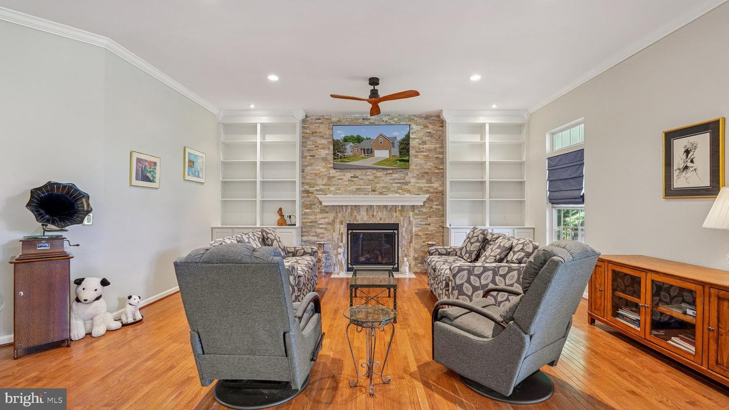 2036 Golf Drive photo 9