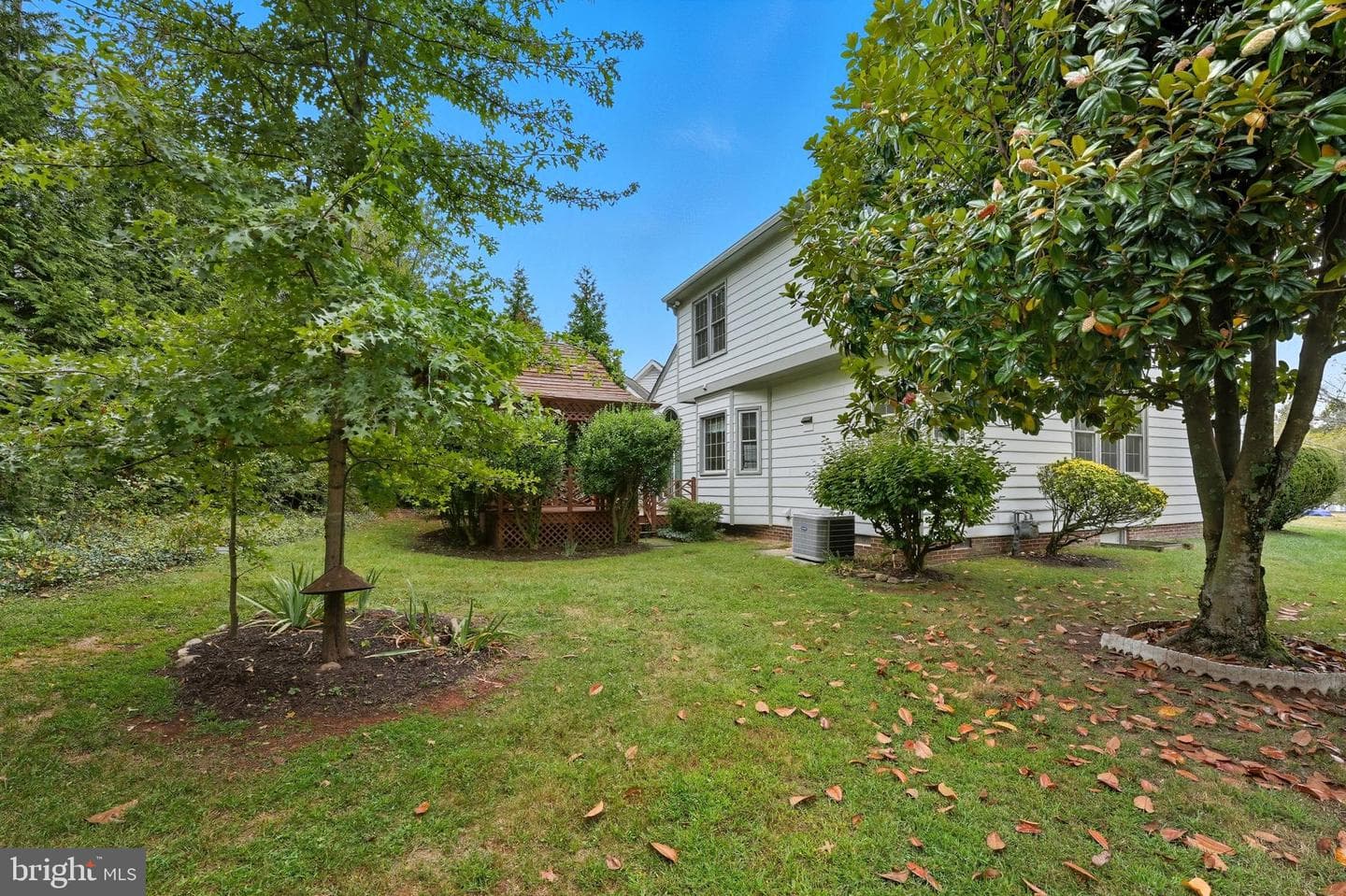 400 Greens Court photo 43