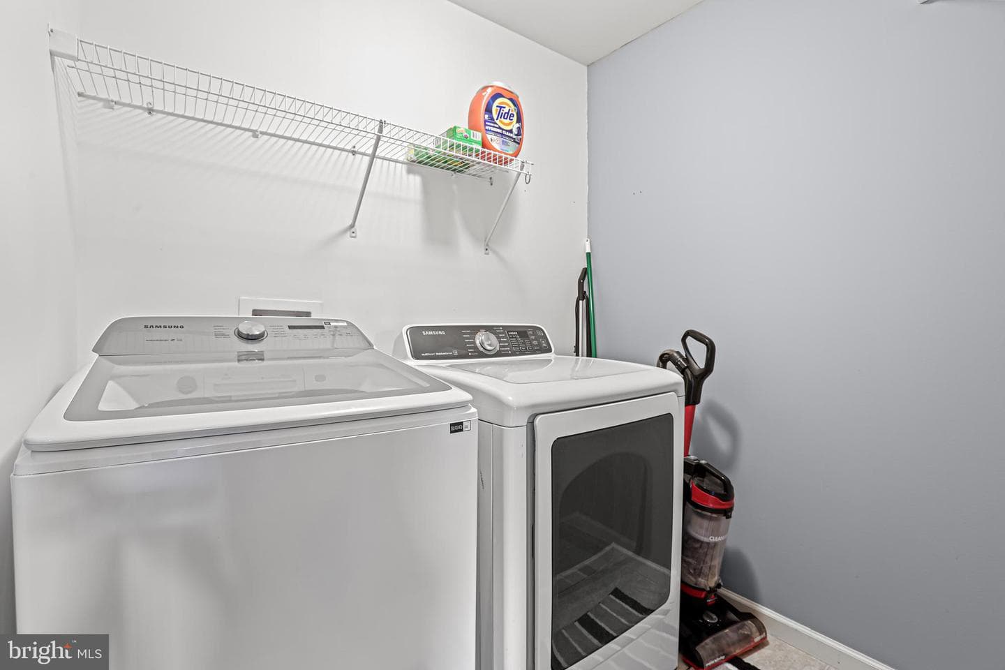 18026 Lakeford Drive photo 29