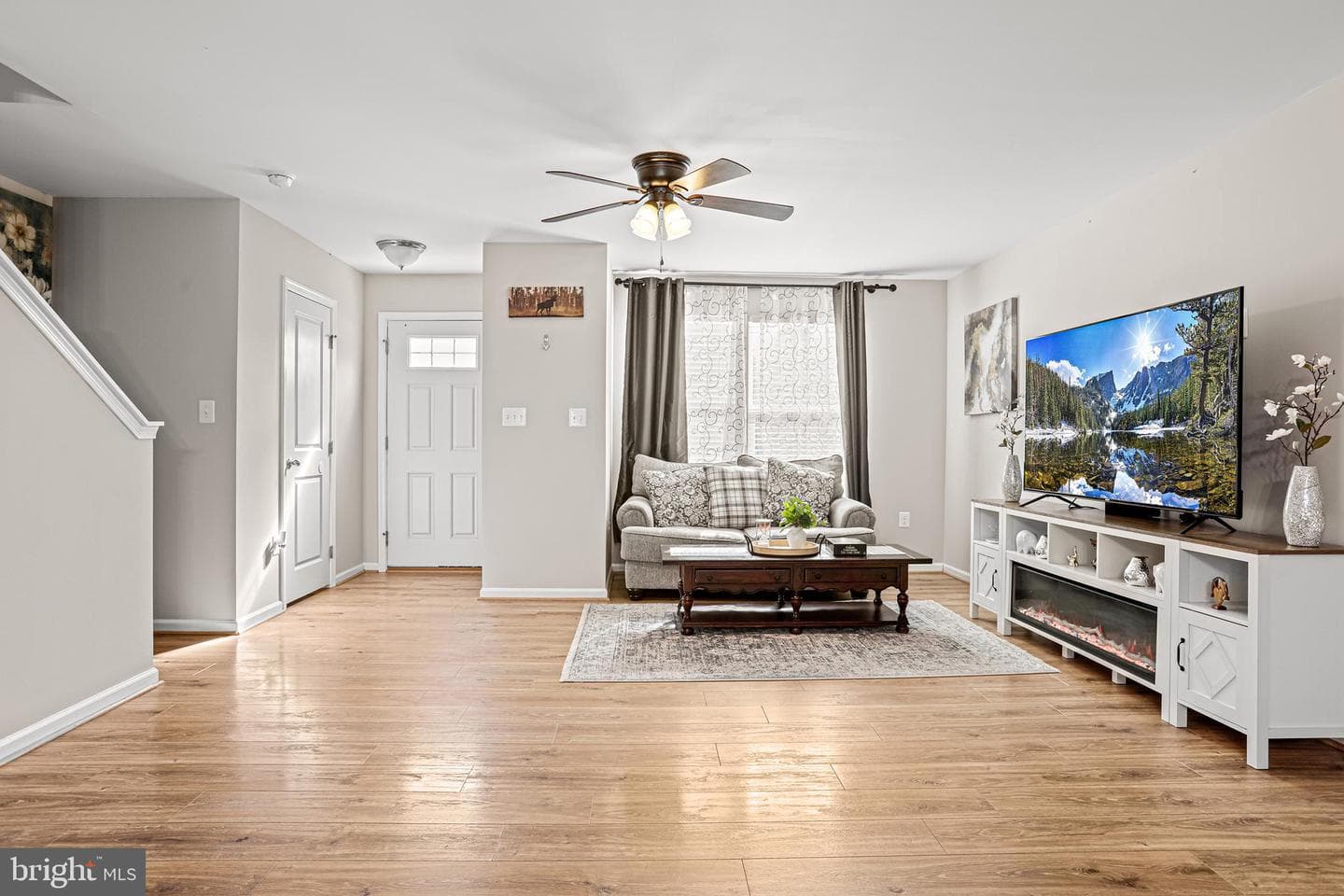 18026 Lakeford Drive photo 5
