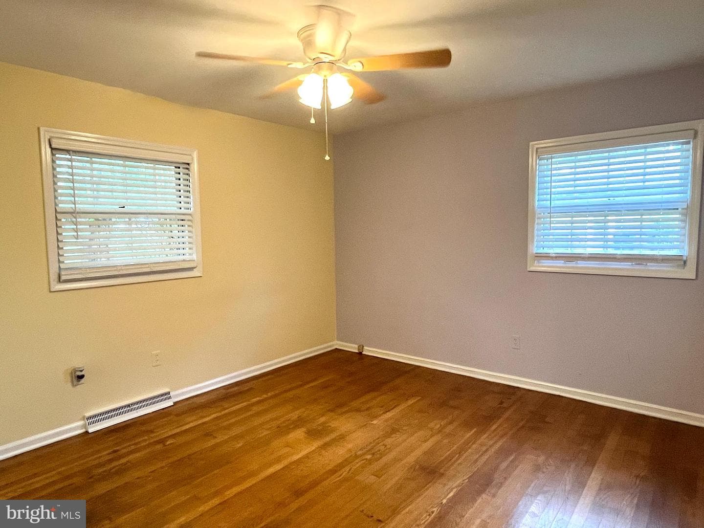 11285 Cedar Avenue photo 16