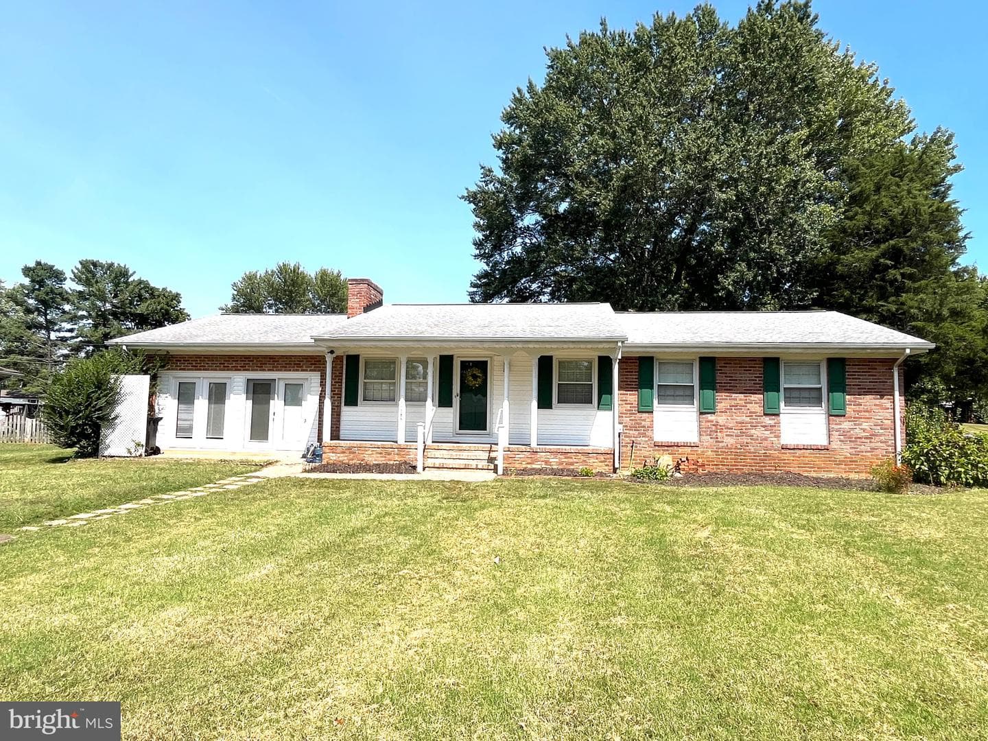 11285 Cedar Avenue photo 2