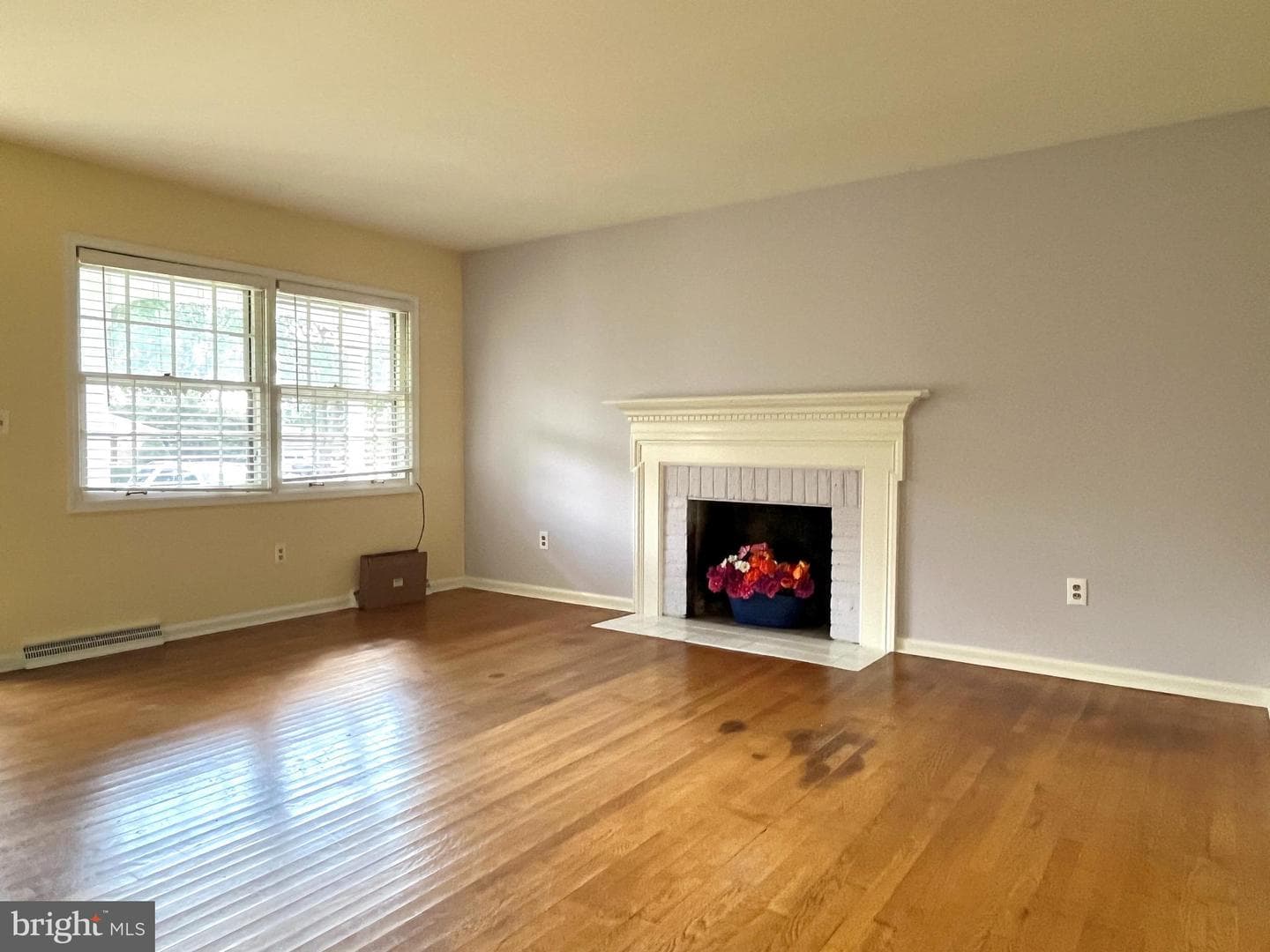 11285 Cedar Avenue photo 4