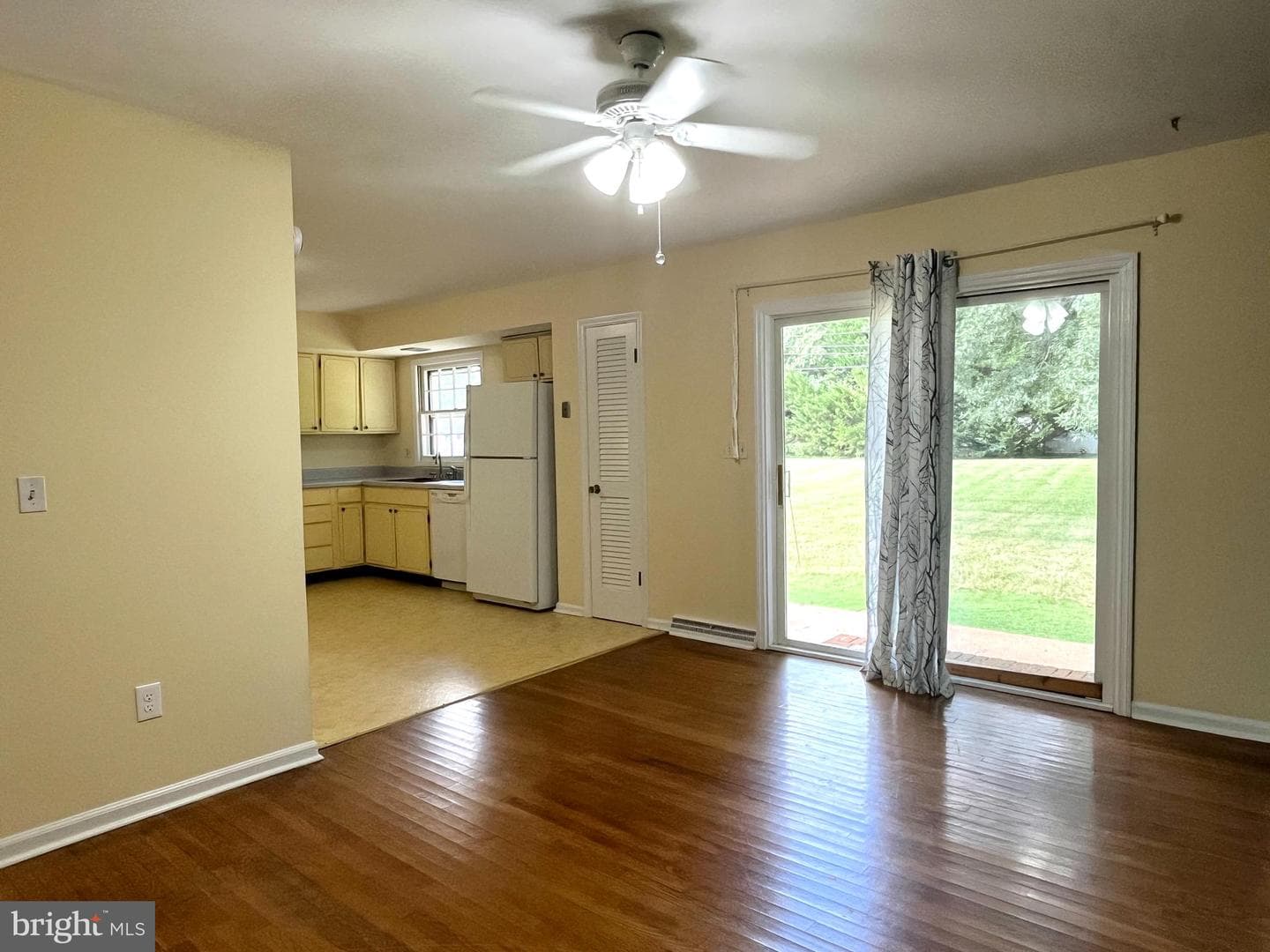 11285 Cedar Avenue photo 6
