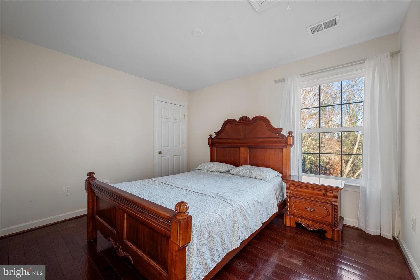 5051 Ridge View Court photo 15