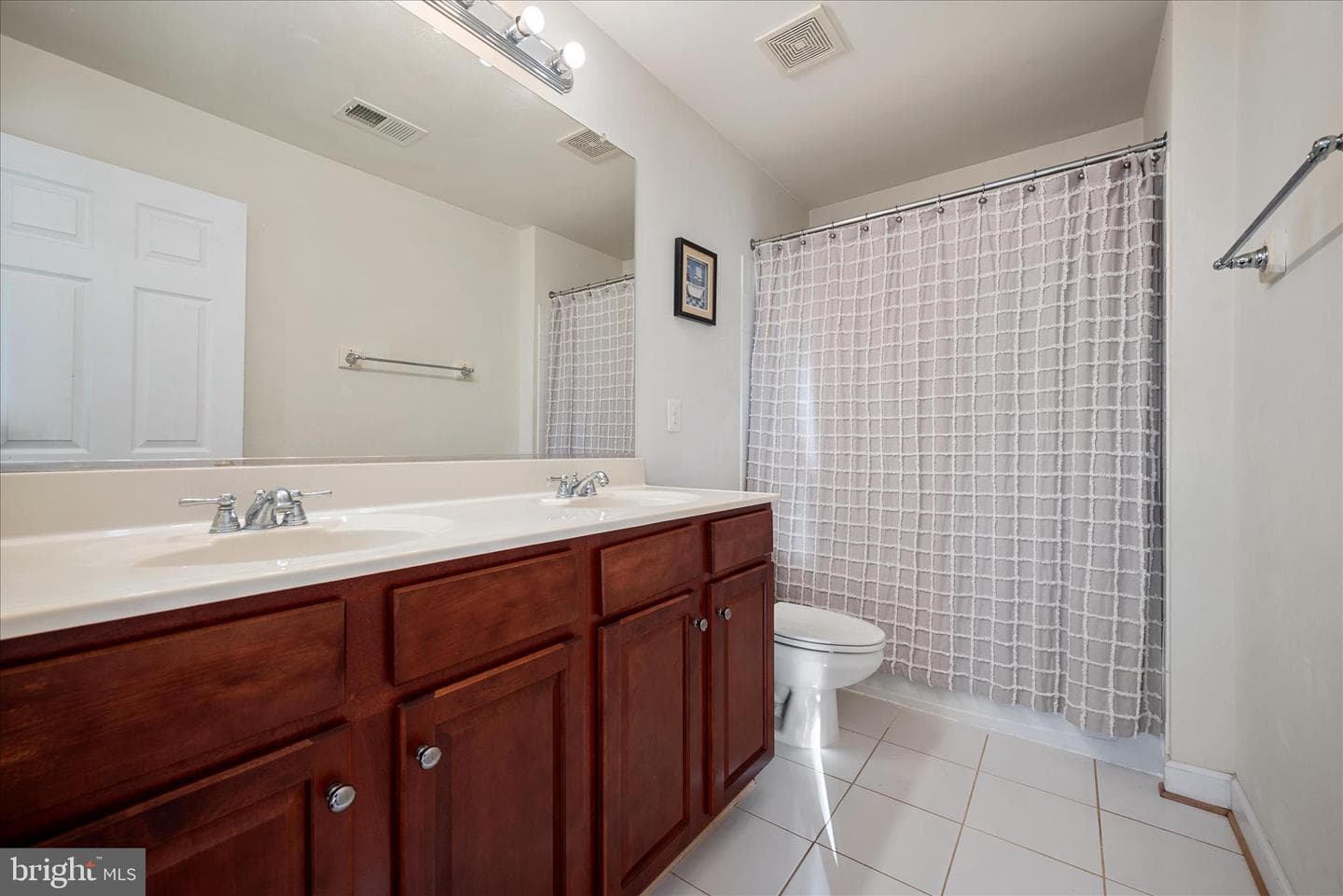 5051 Ridge View Court photo 16