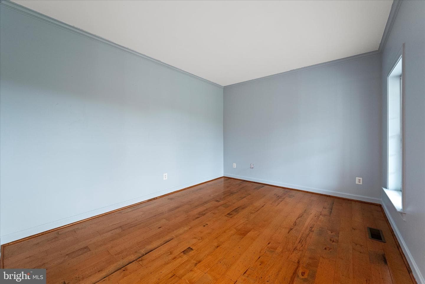 5194 Beach Ridge Lane photo 17