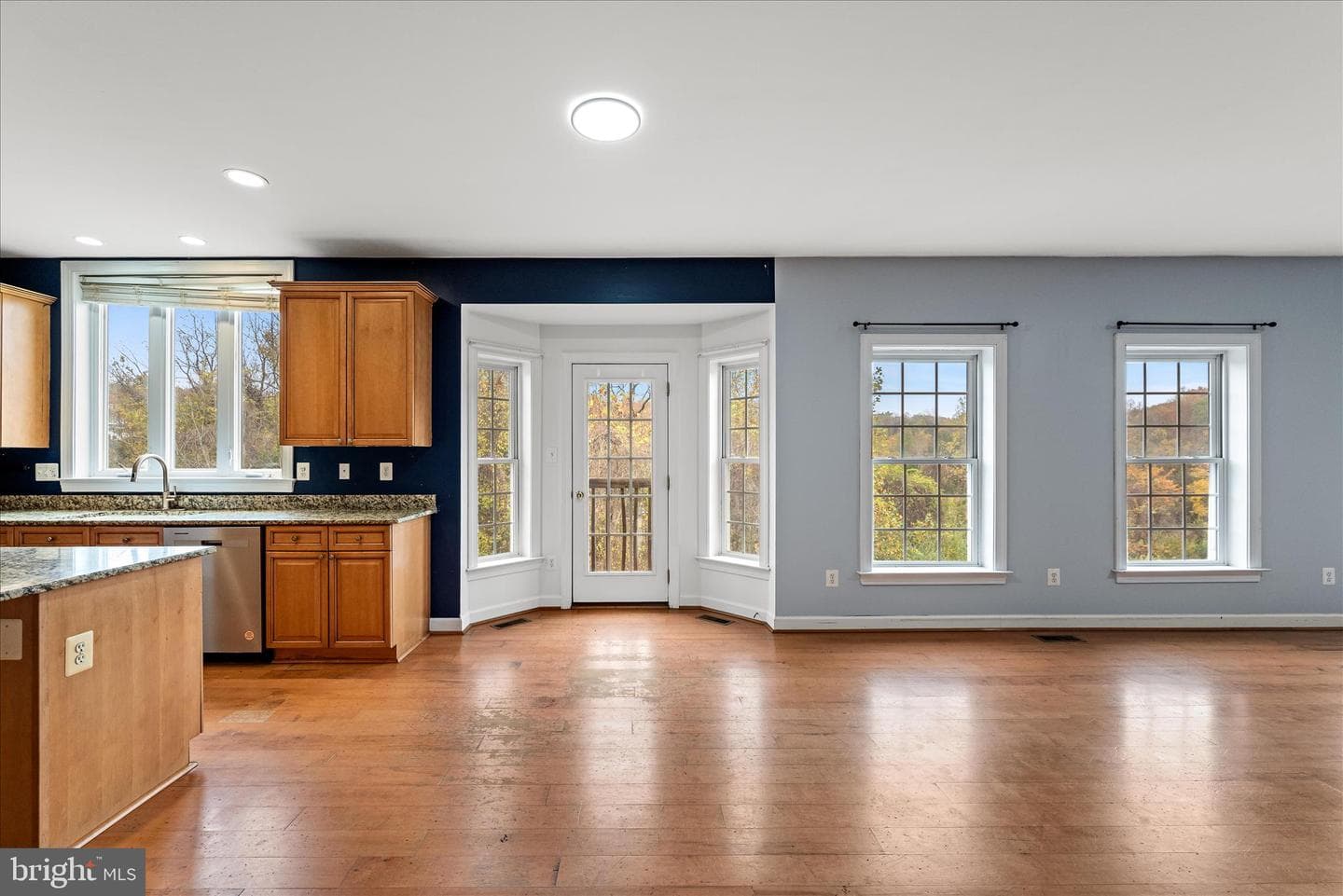 5194 Beach Ridge Lane photo 29