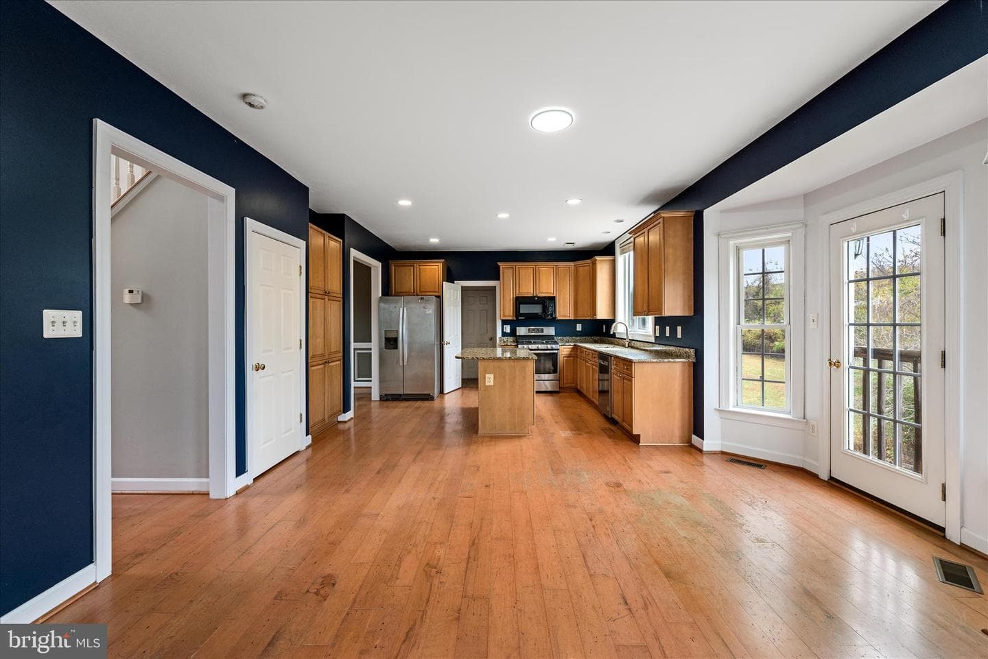5194 Beach Ridge Lane photo 30