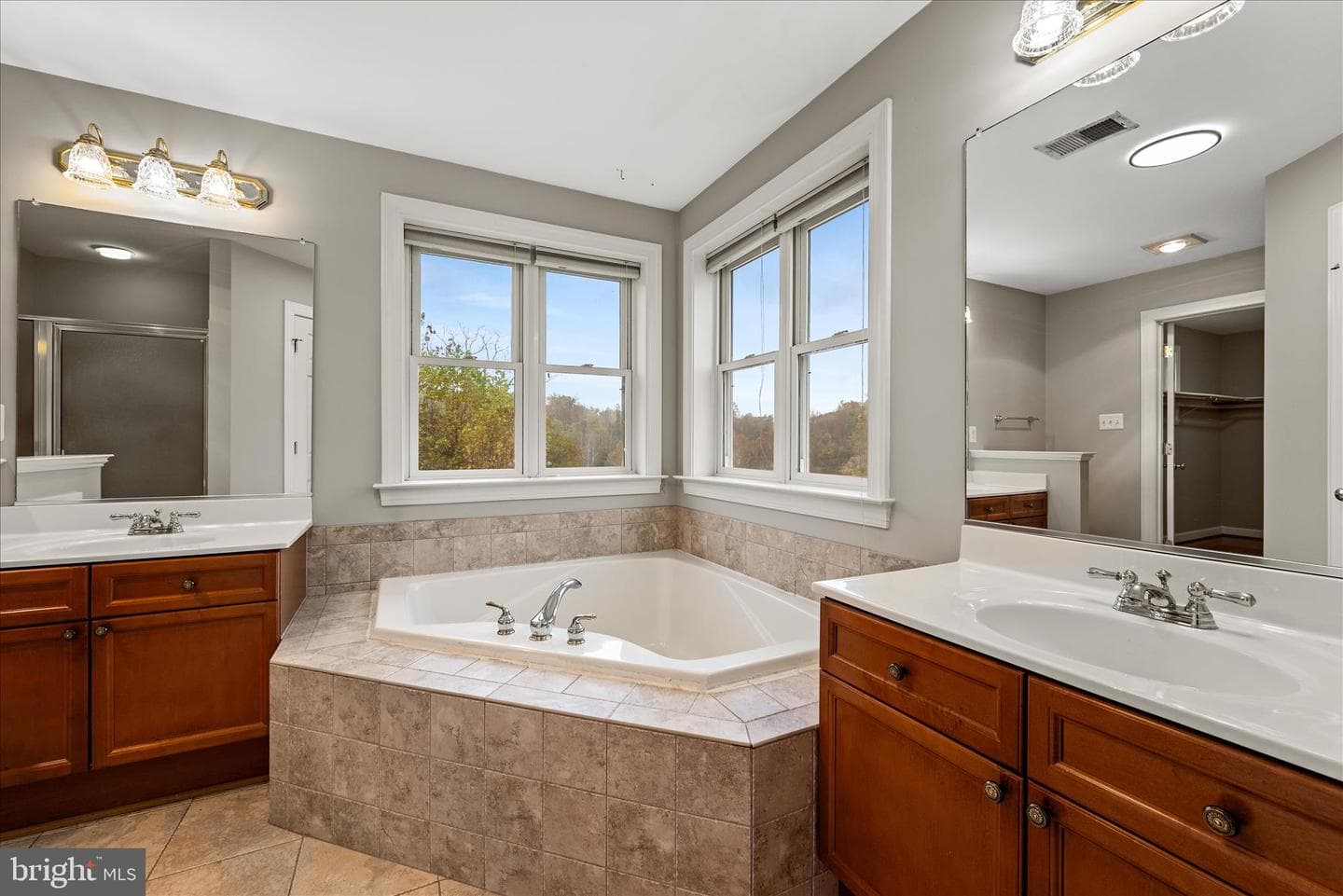5194 Beach Ridge Lane photo 43