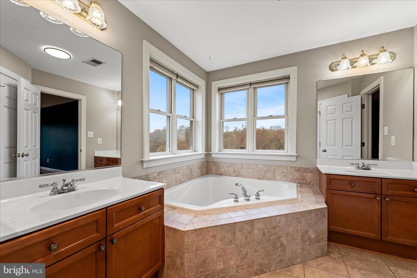 5194 Beach Ridge Lane photo 46