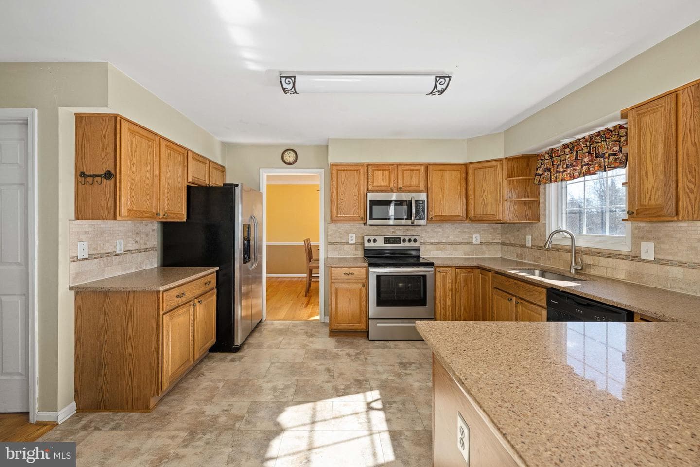 14028 Dutch Drive photo 26