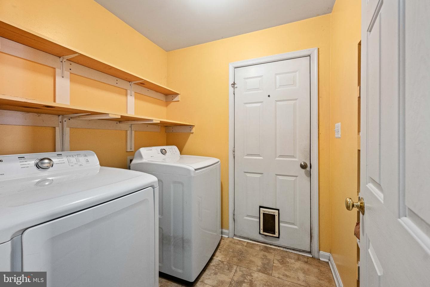 14028 Dutch Drive photo 34