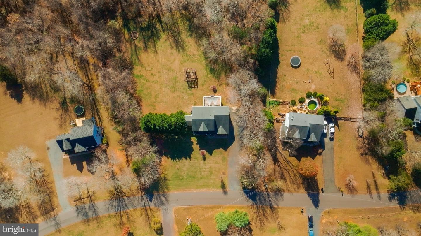 14028 Dutch Drive photo 99