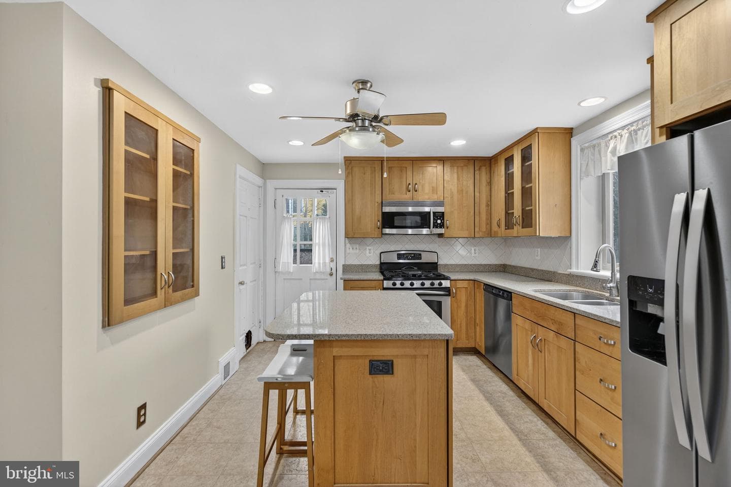 335 W Asher Street photo 11