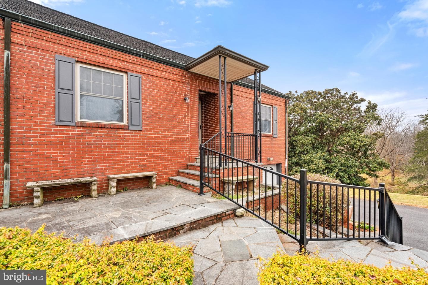 335 W Asher Street photo 47