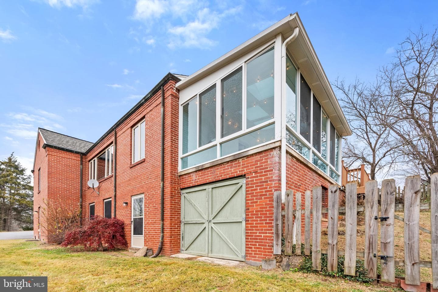 335 W Asher Street photo 5