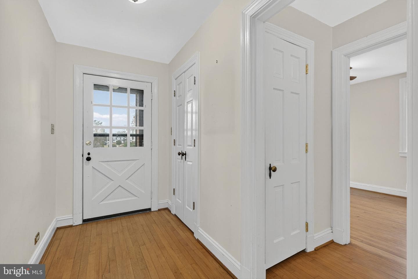 335 W Asher Street photo 6
