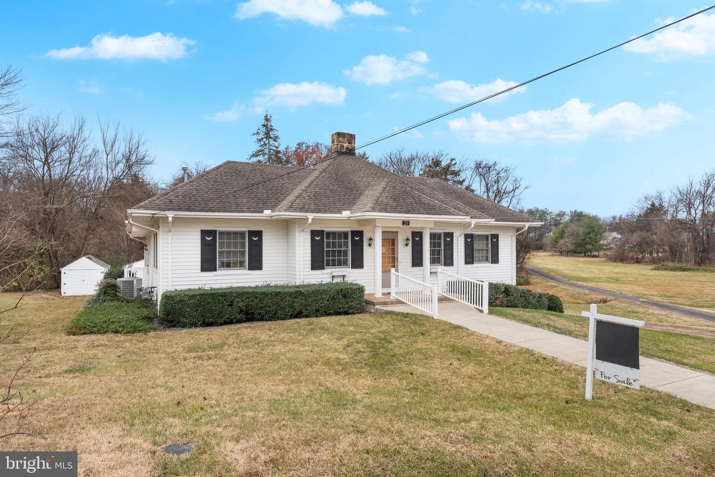 210 Elizabeth Street photo 3