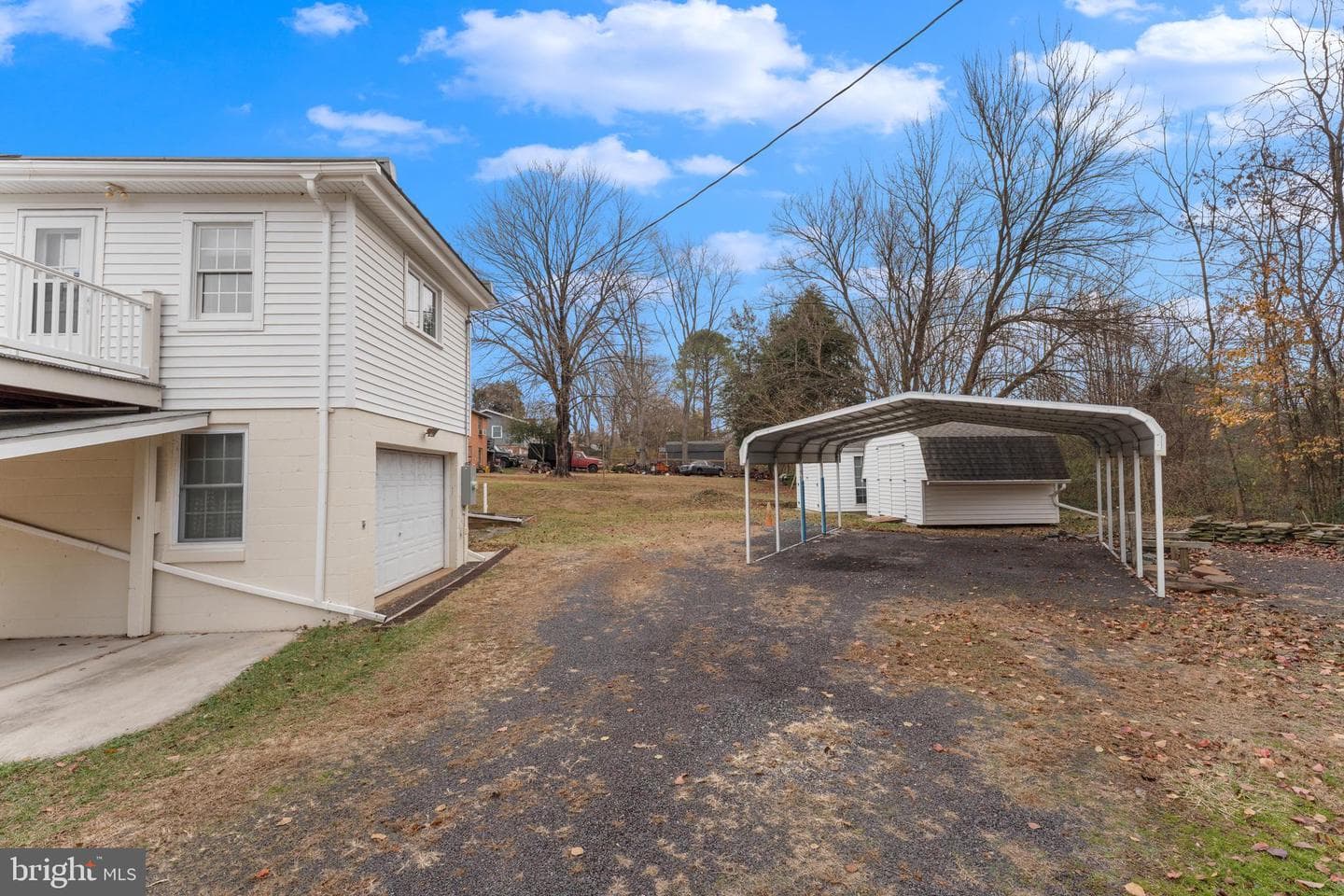 210 Elizabeth Street photo 41