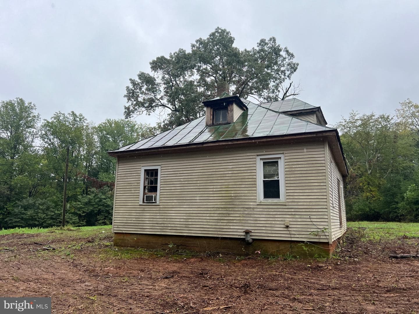 17464 Executive Lane photo 4
