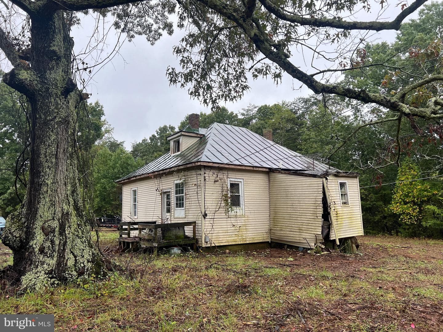 17464 Executive Lane photo 8