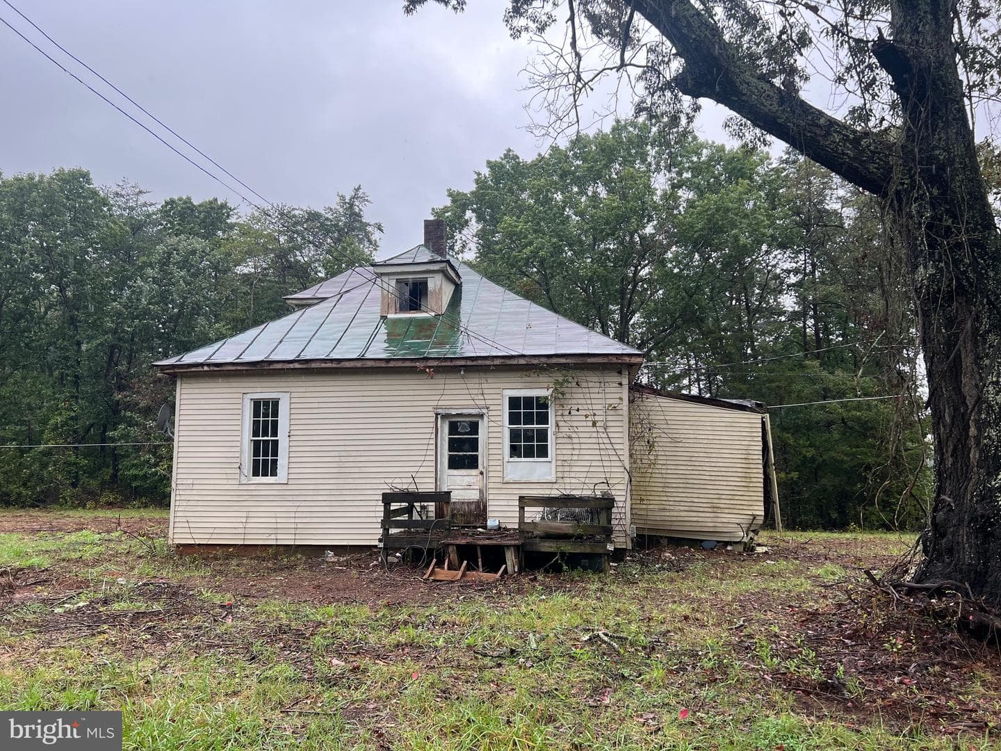 17464 Executive Lane photo 9