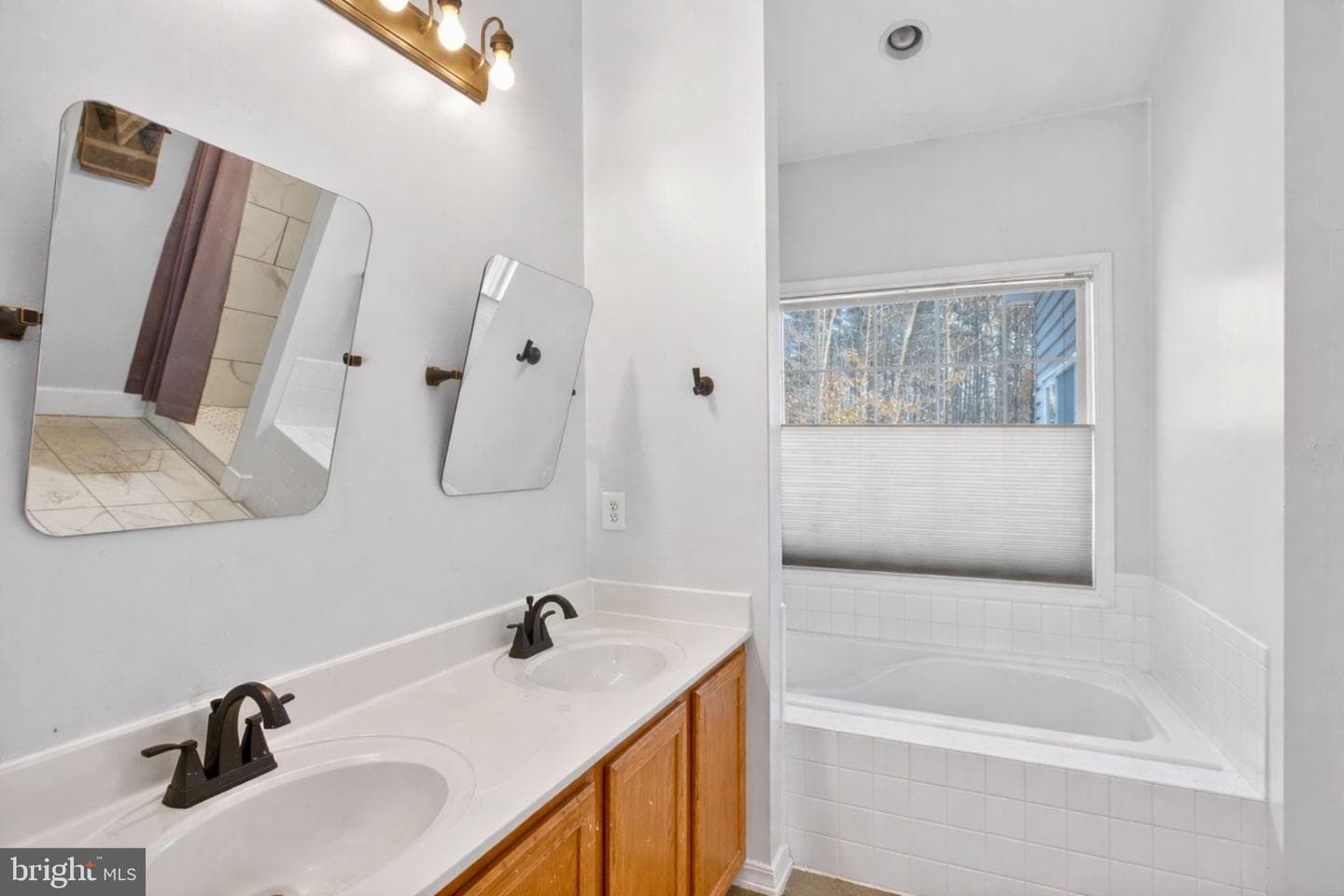 18020 Albert Drive photo 16