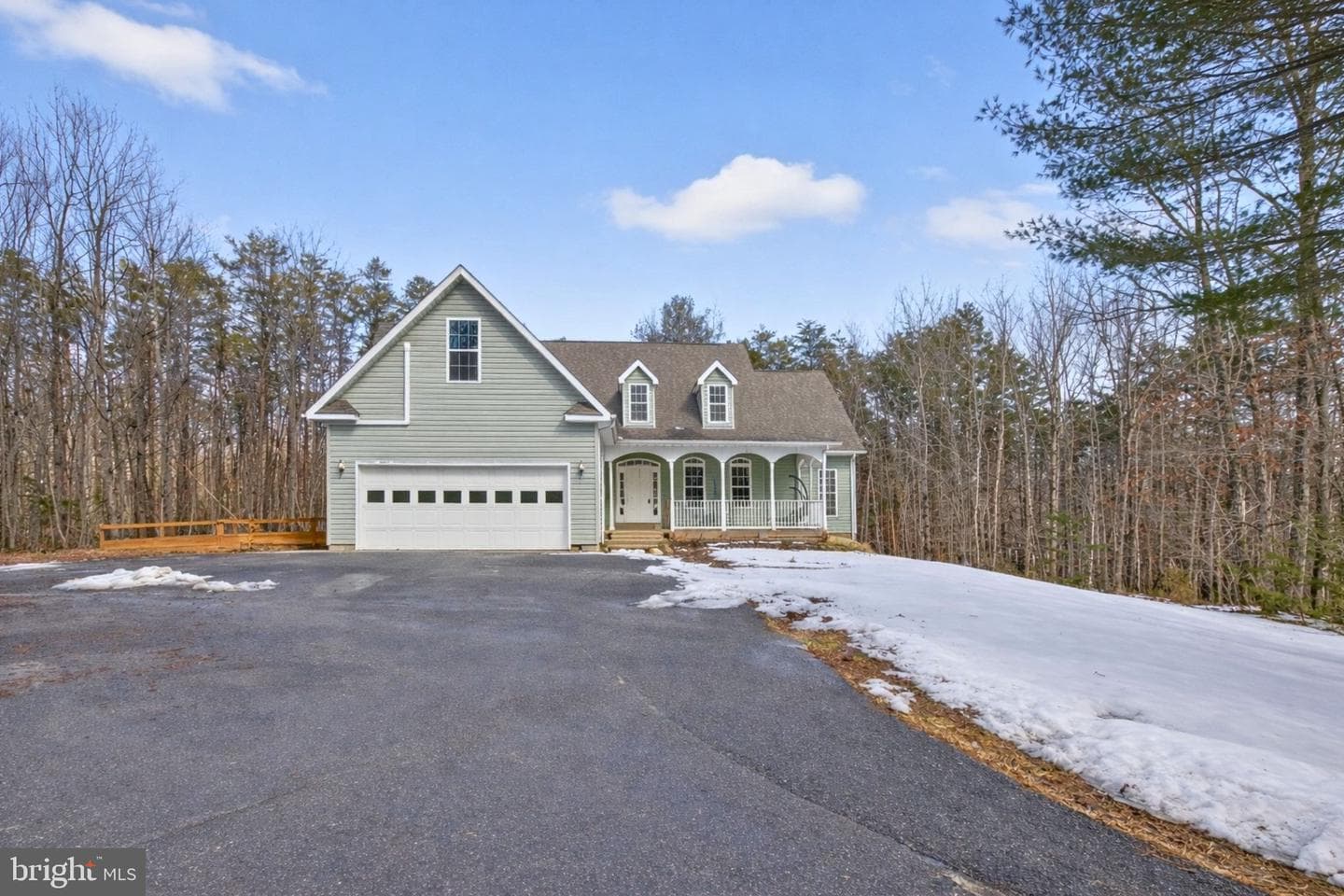18020 Albert Drive photo 2