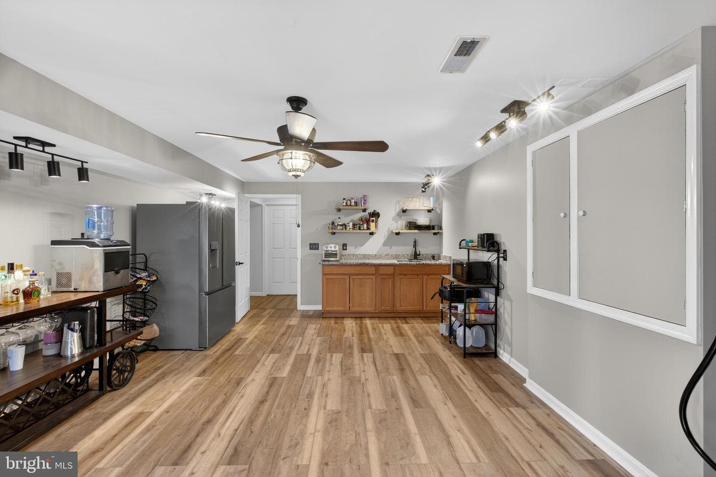 18020 Albert Drive photo 29