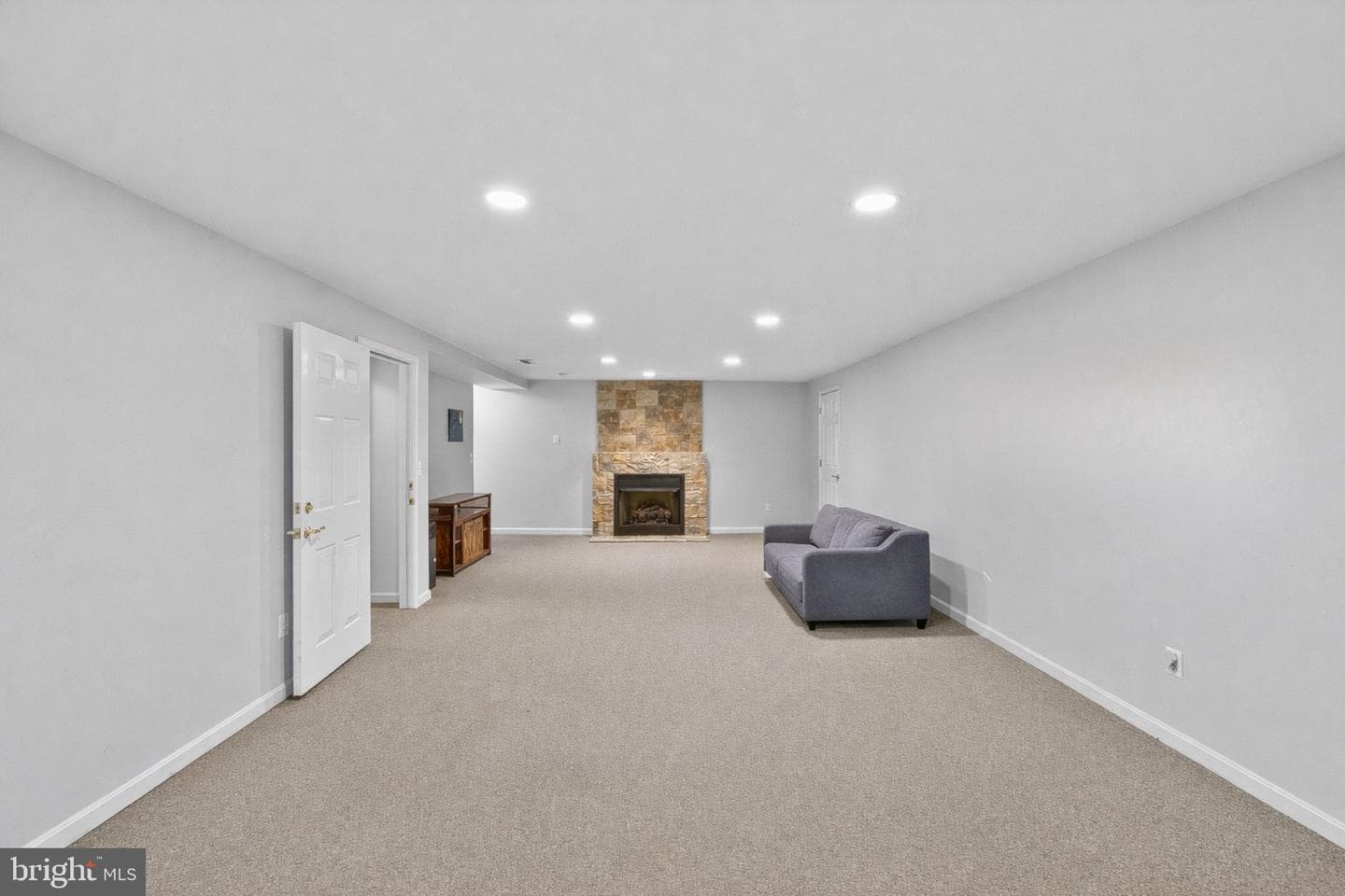 18020 Albert Drive photo 32