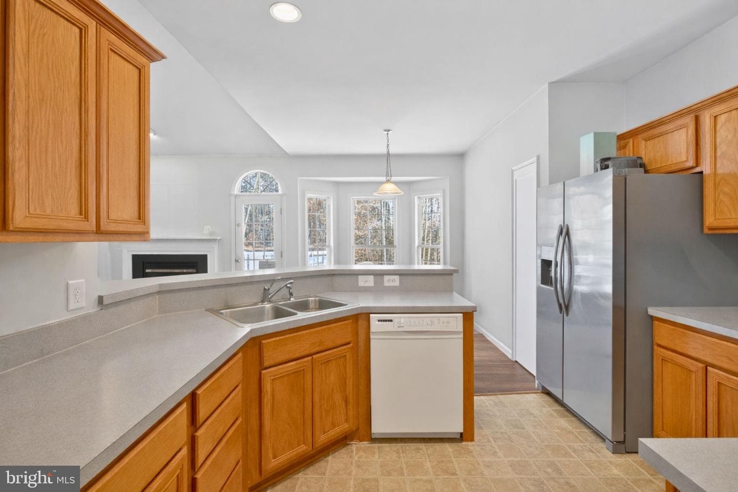 18020 Albert Drive photo 6