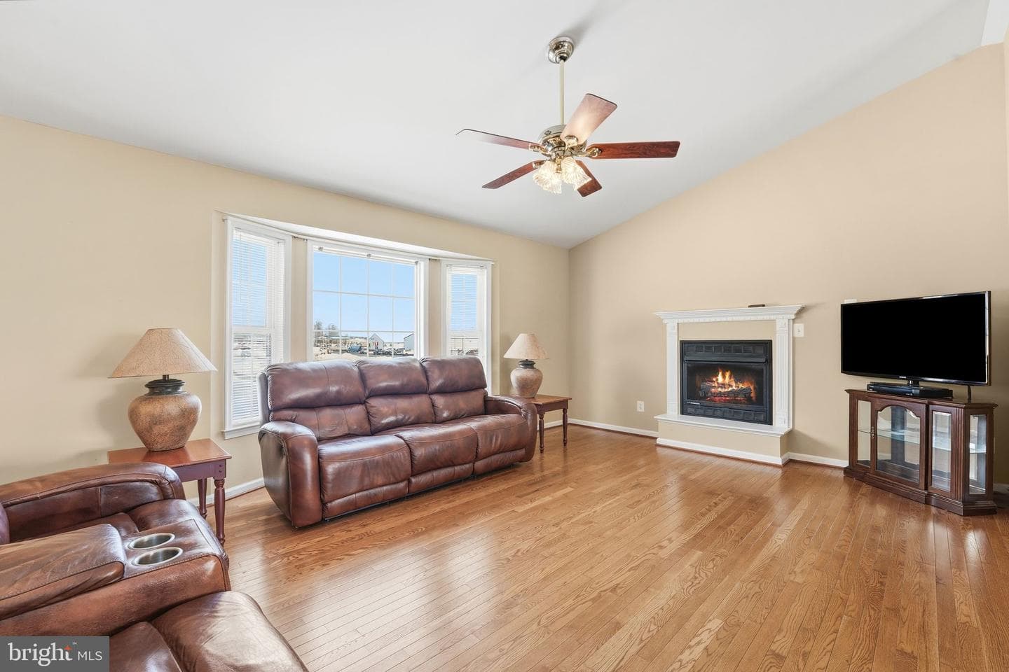 16355 Pollard Lane photo 3