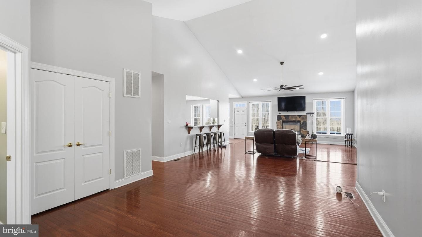 17006 Black Oak Drive photo 10